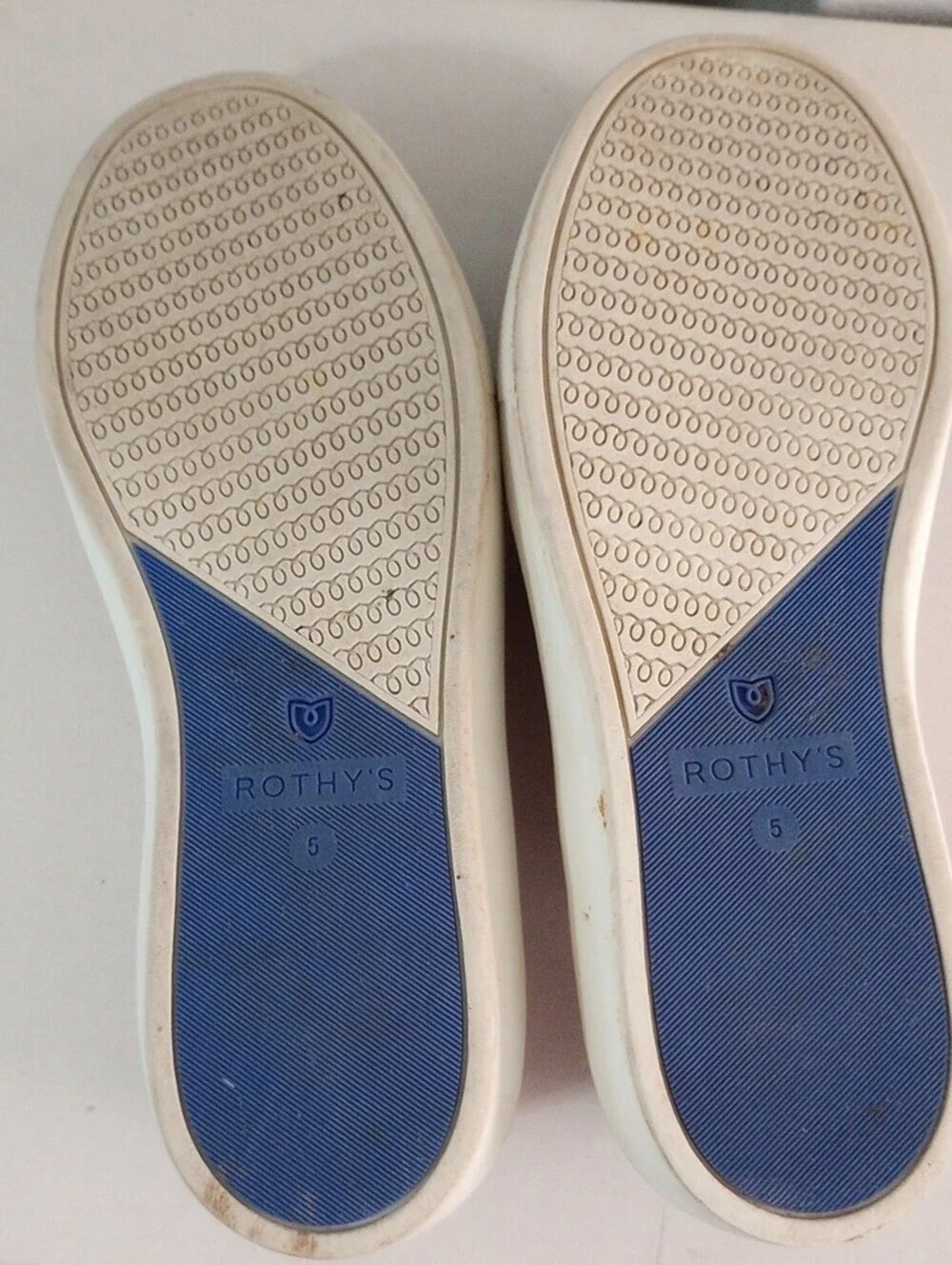 Rothy's Pastel Purple Knit Slip-On Flats with Blue Heel Trim Size 5